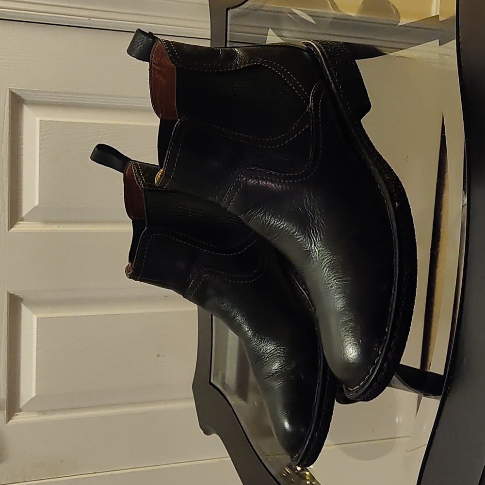 Born Boots sz 10 black Hemlock